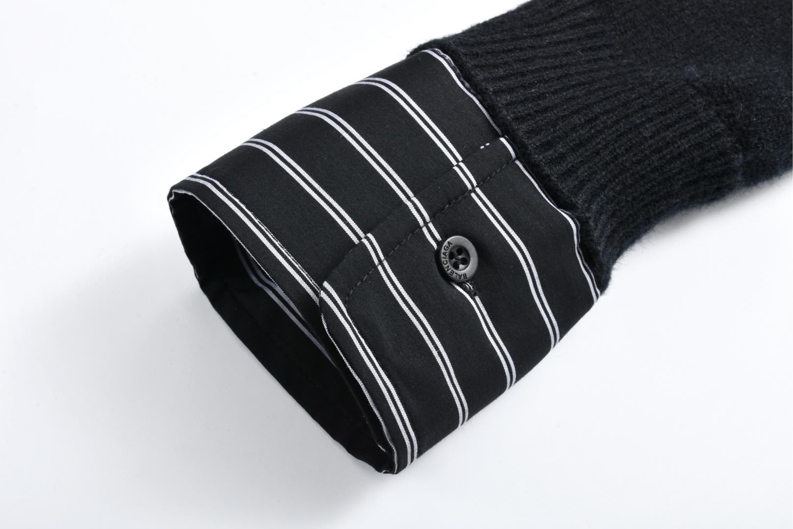 Balenciaga 巴黎世家 假两件衬衫拼接毛衣 长袖 灰色 黑色 809510T1712