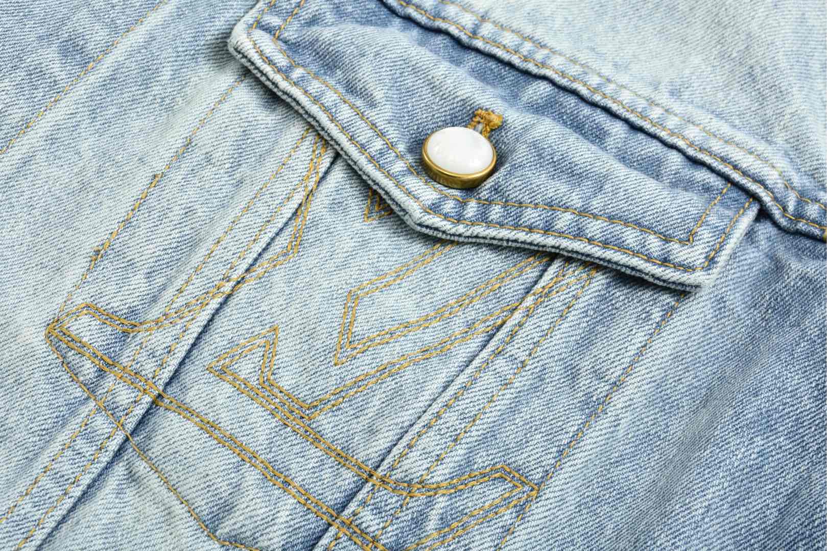 LOUIS VUITTON 路易威登 口袋绣花logo牛仔外套 牛仔衣 上衣 夹克 外套 蓝色 1AGINX