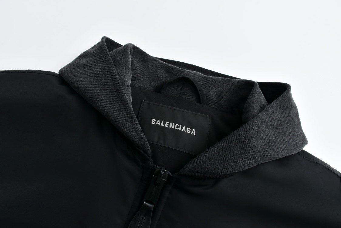 Balenciaga 巴黎世家 双环刺绣拉链连帽夹克 外套 长袖 黑色 