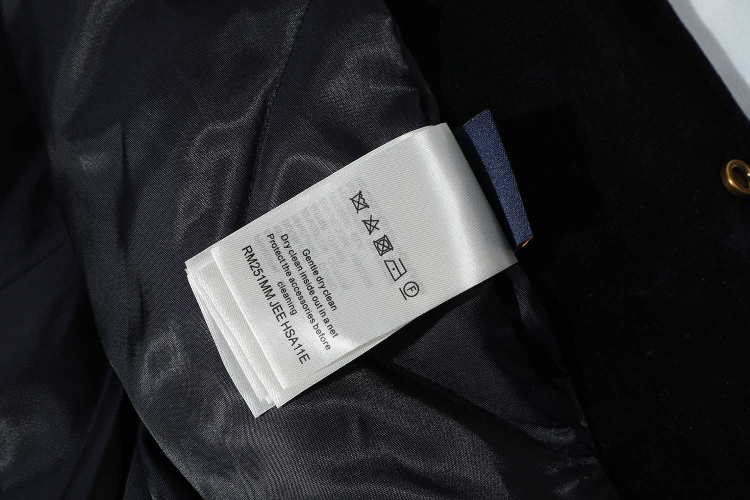 LOUIS VUITTON 路易威登 丝绒珍珠绣花棒球服 夹克 外套 黑色 1AGIMF