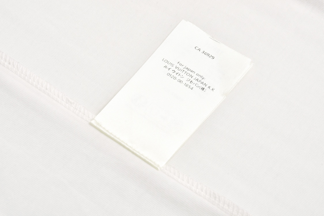 LOUIS VUITTON 路易威登 珠片绣花字母logo圆领短袖 T恤 黑色 白色 1AFR96