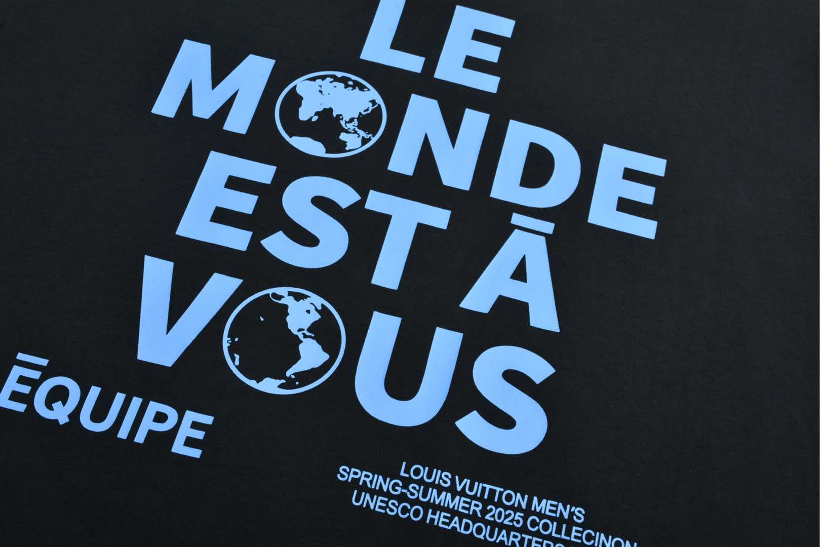 LOUIS VUITTON 路易威登 员工限定字母logo印花圆领短袖 T恤 黑色 白色 