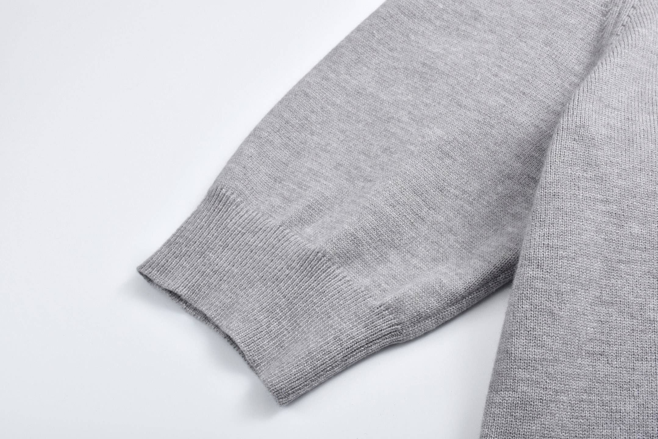 FENDI 芬迪 双F字母logo压花针织Polo衫 T恤 短袖 上衣 黑色 灰色