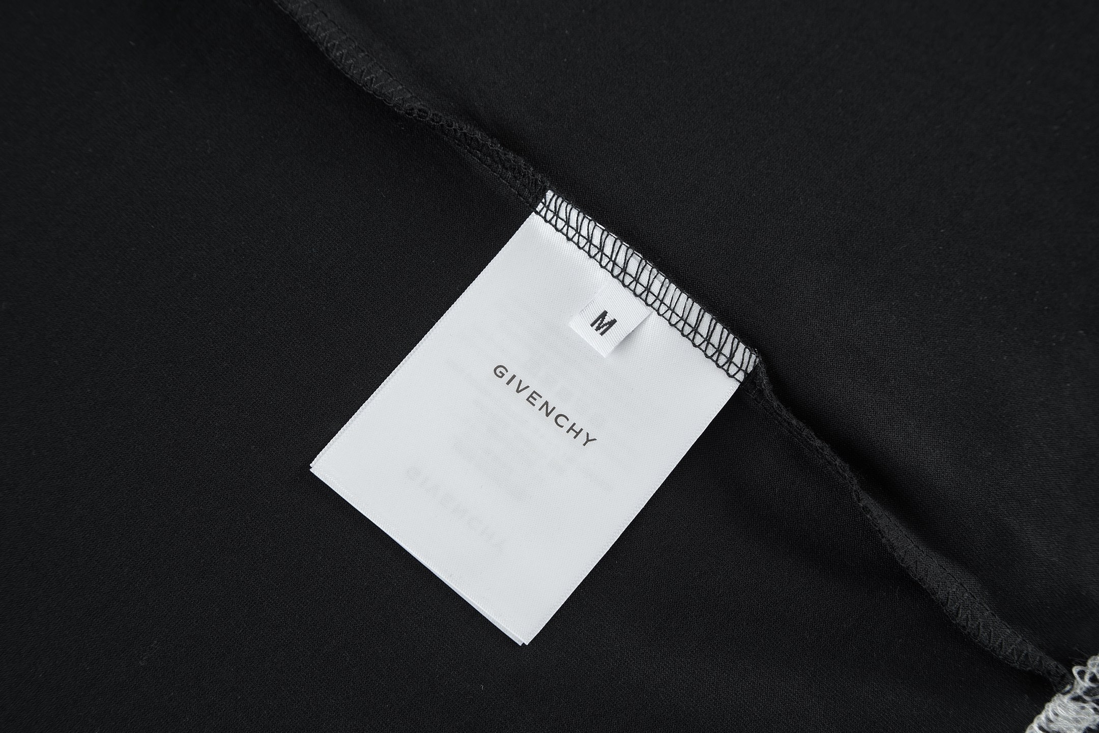 Givenchy 纪梵希 皮牌明线 T恤 短袖 套头 夏款 黑色 BM71MG3YPQ004