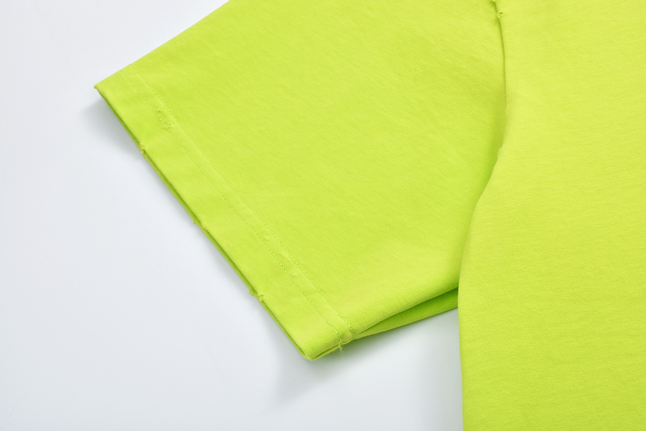 Balenciaga 巴黎世家 融化字母logo印花圆领短袖 T恤 夏季 白色 黑色 荧光绿 787349TRVS89081