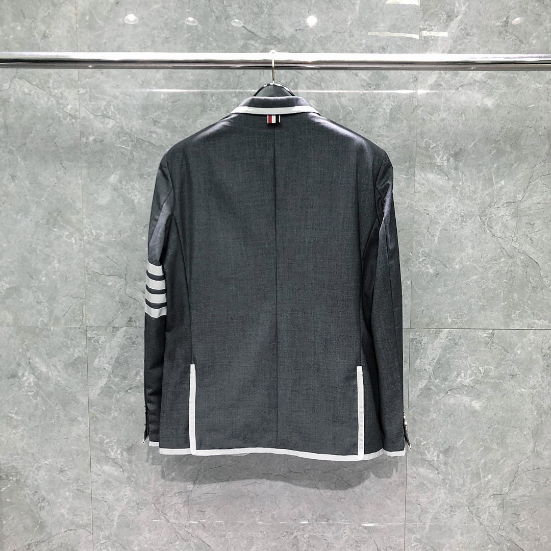 THOM BROWNE 经典四杠白色包边学院风西装外套 长袖 