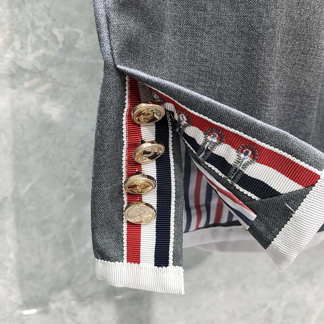 THOM BROWNE 经典四杠白色包边学院风西装外套 长袖 