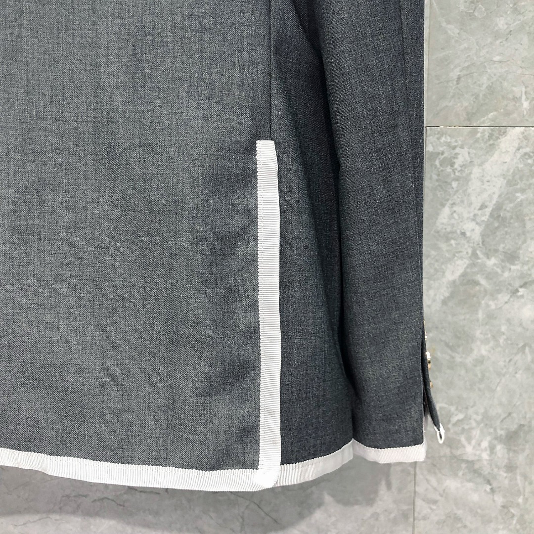 THOM BROWNE 经典四杠白色包边学院风西装外套 长袖 
