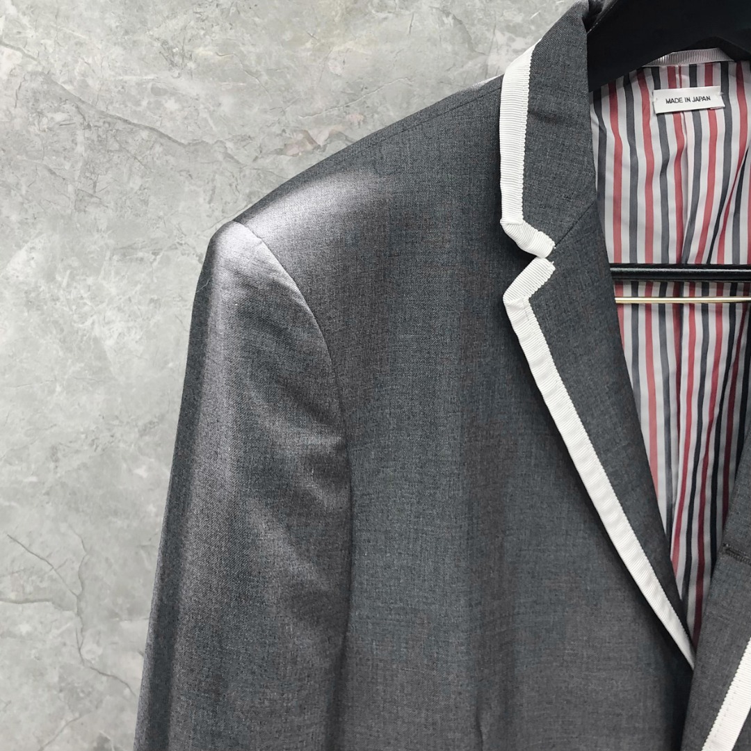 THOM BROWNE 经典四杠白色包边学院风西装外套 长袖 