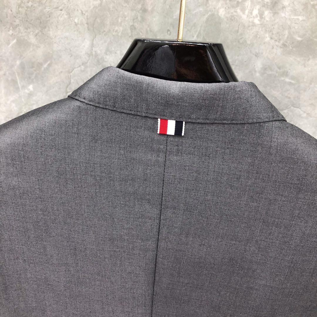 THOM BROWNE 经典四杠西装外套 长袖 男款 灰色 藏青色