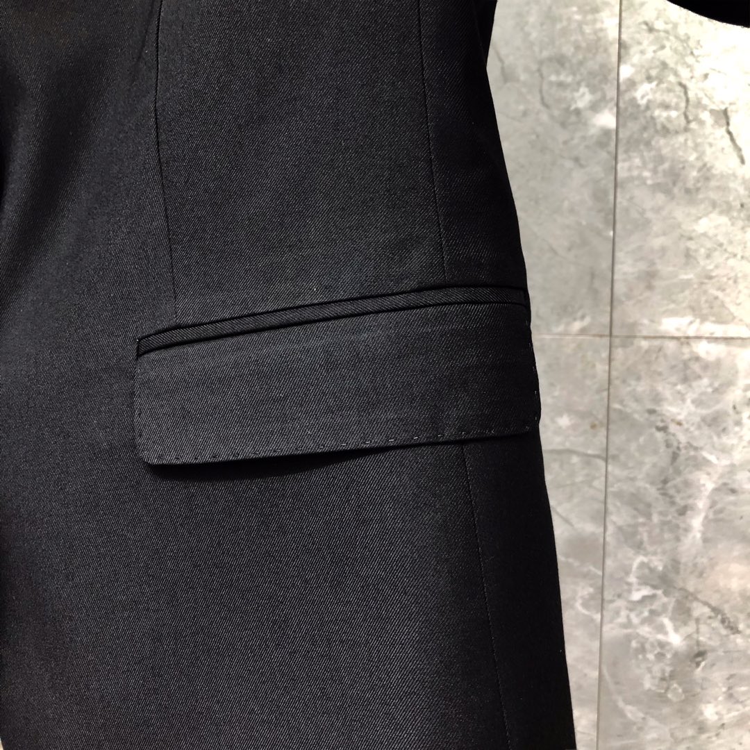 THOM BROWNE 纯色西装外套 长袖 女款 灰色 黑色