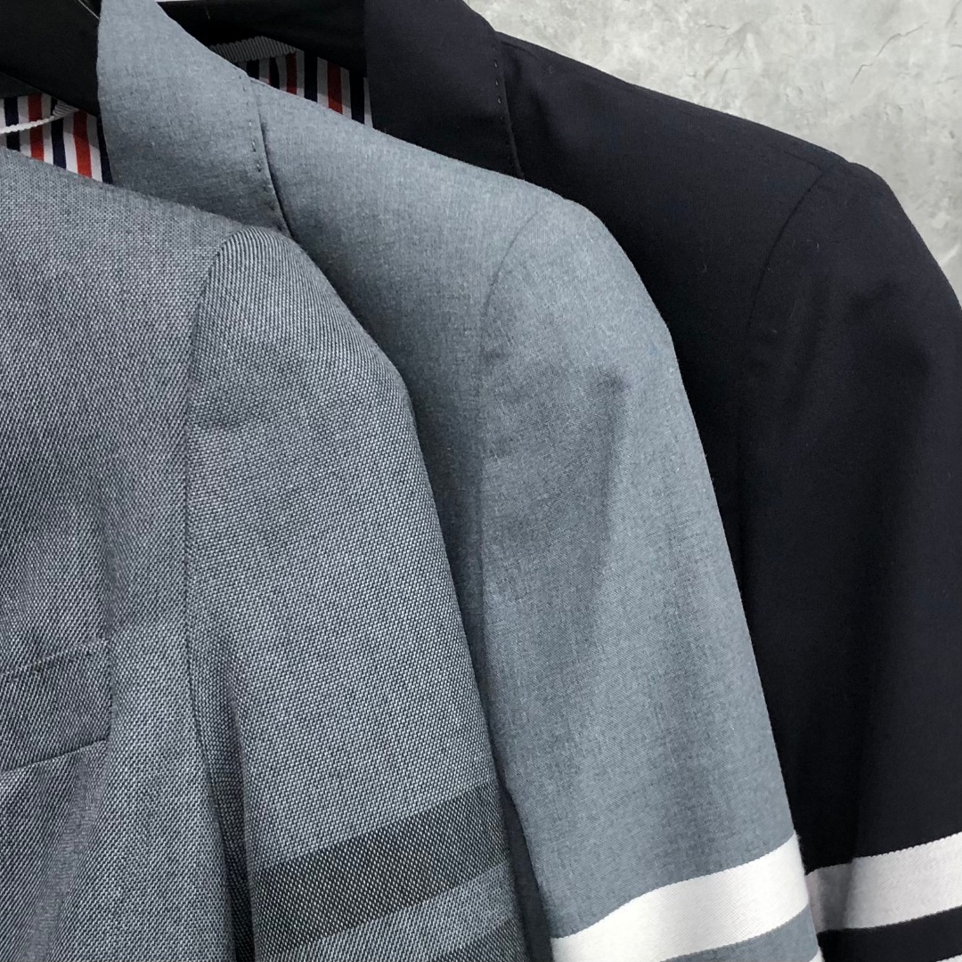 THOM BROWNE 经典四杠西装外套 长袖 女款 深灰色 藏青色 浅灰色