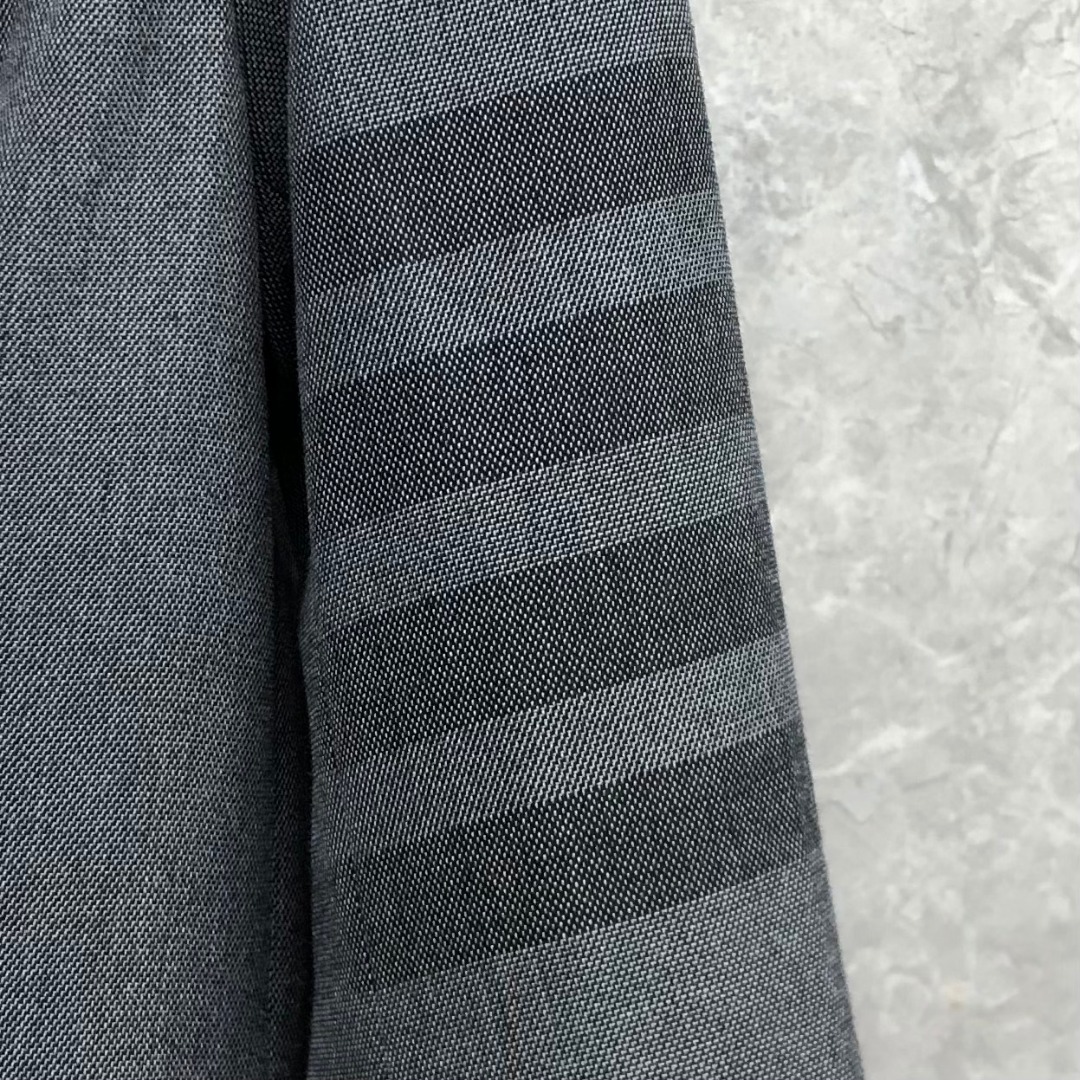 THOM BROWNE 经典四杠西装外套 长袖 女款 深灰色 藏青色 浅灰色