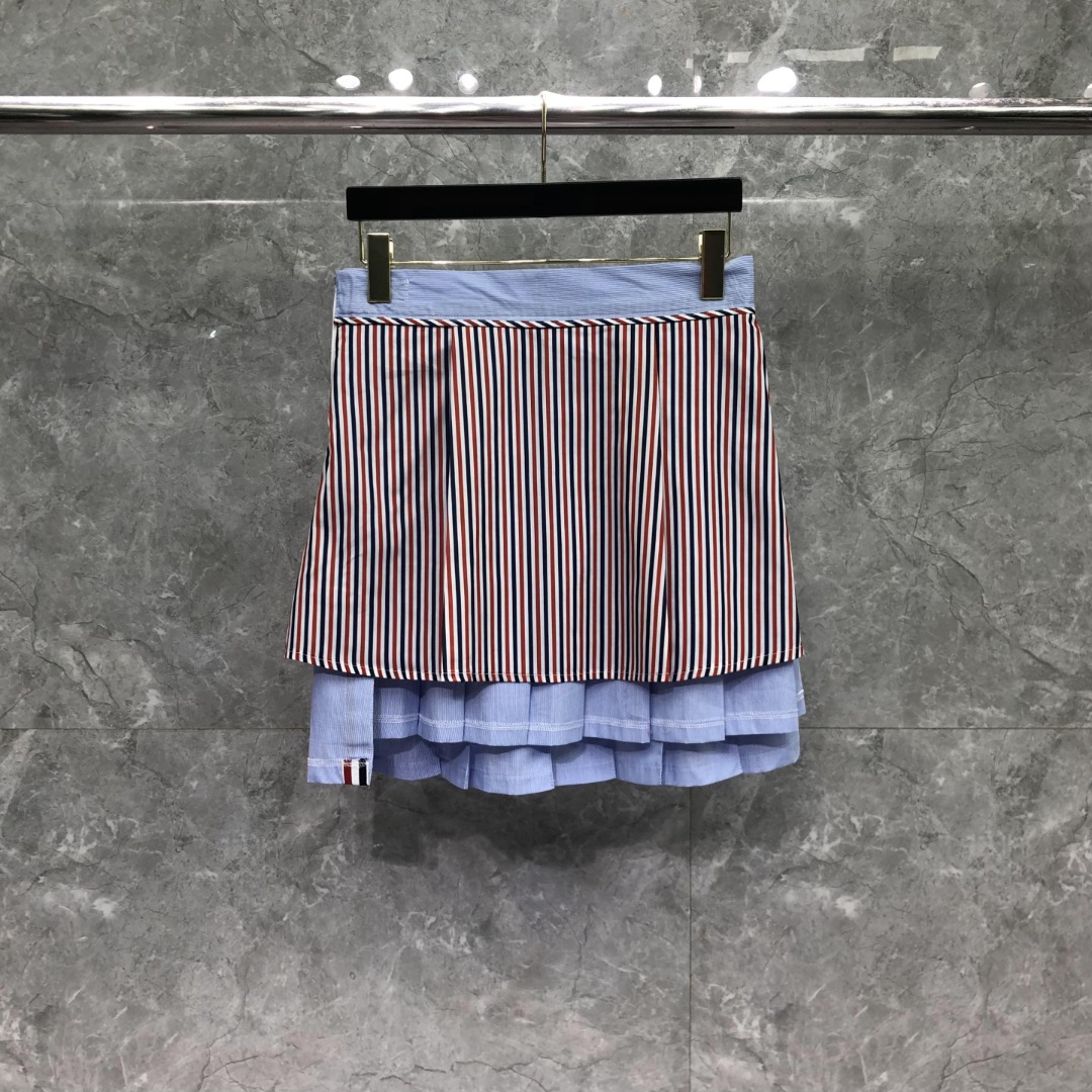 THOM BROWNE 细条百褶裙 短裙 裙子 女款 浅蓝色