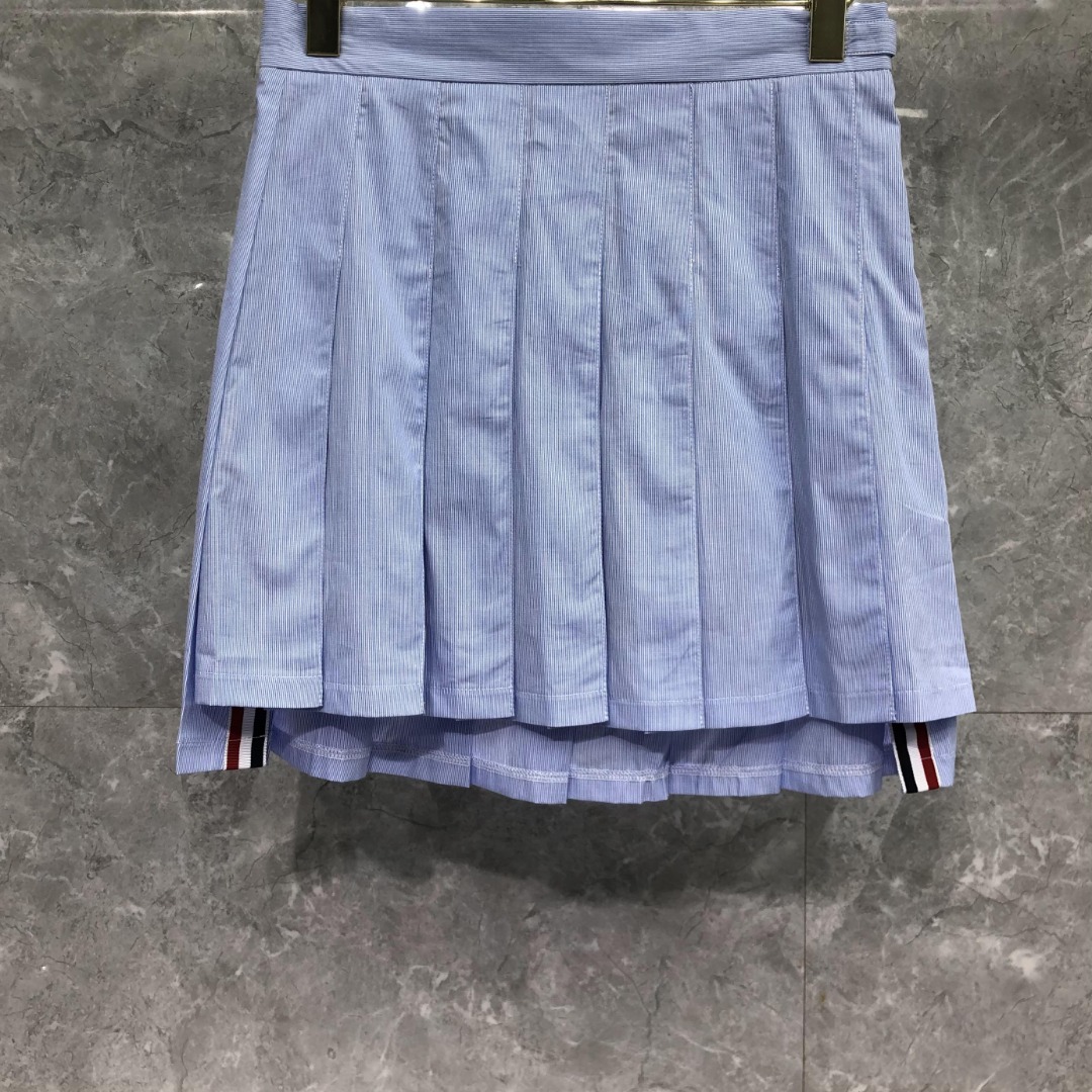 THOM BROWNE 细条百褶裙 短裙 裙子 女款 浅蓝色