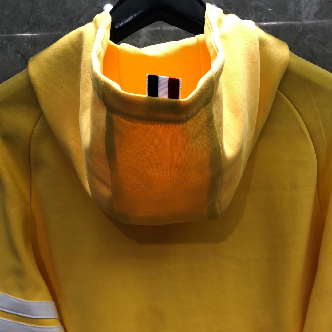 THOM BROWNE 白色四杠小狗印花拉链连帽卫衣 开衫 外套 长袖 天蓝色 灰色 杏色 卡其色 黄色 湖水蓝 军绿色 深蓝色