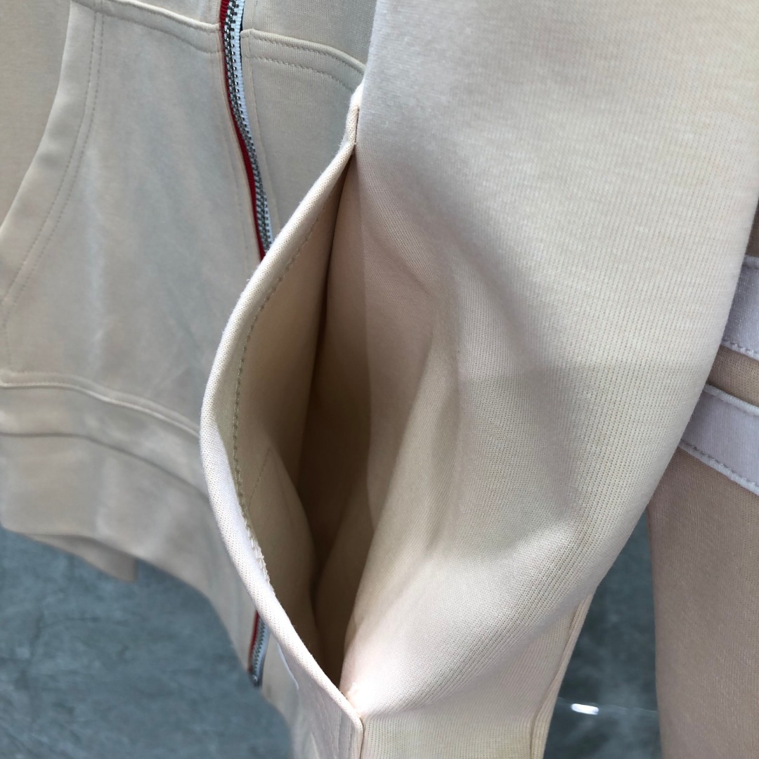 THOM BROWNE 白色四杠小狗印花拉链连帽卫衣 开衫 外套 长袖 天蓝色 灰色 杏色 卡其色 黄色 湖水蓝 军绿色 深蓝色