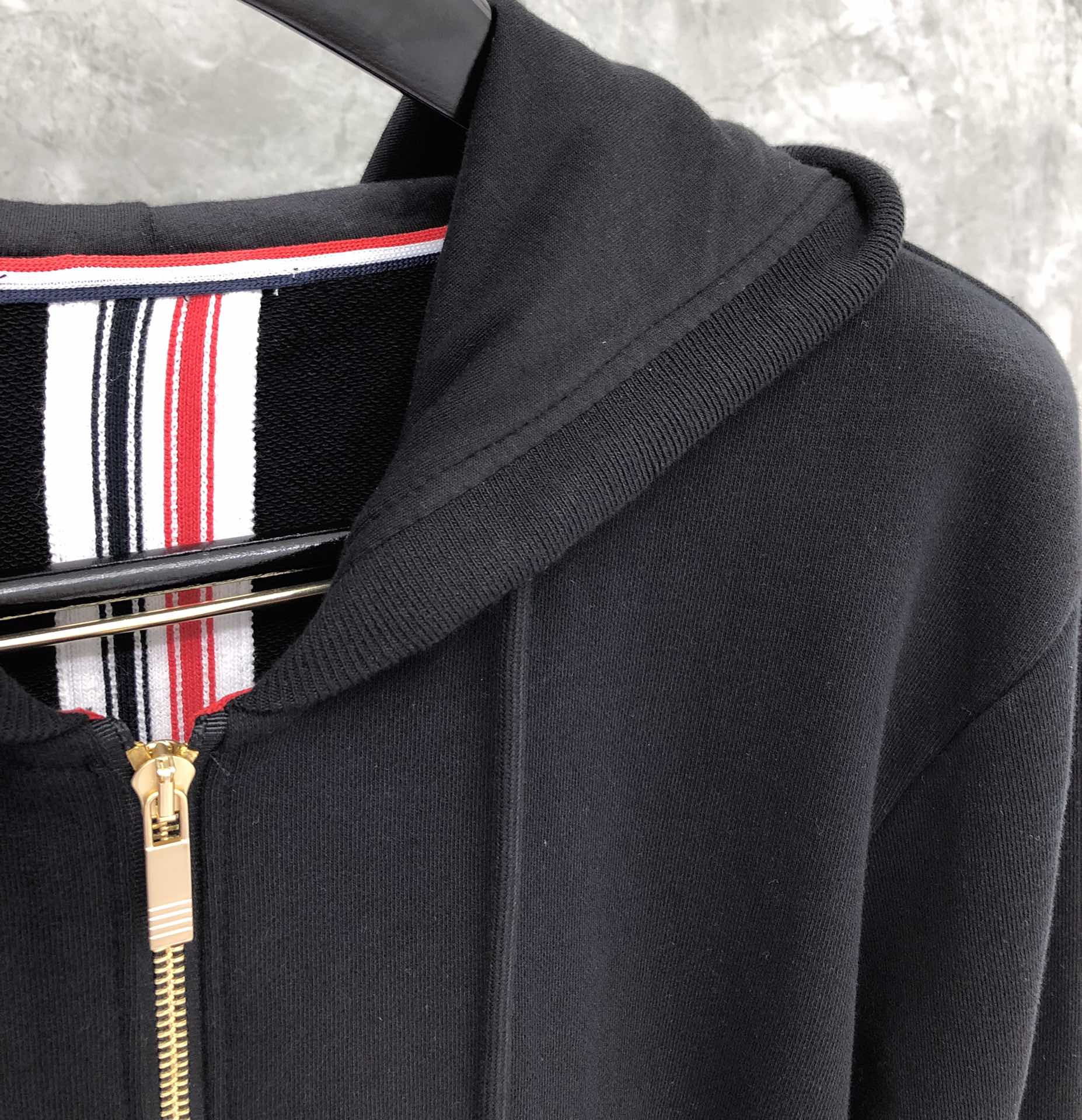 THOM BROWNE 后织带拉链连帽卫衣 长袖 灰色 藏青色 黑色