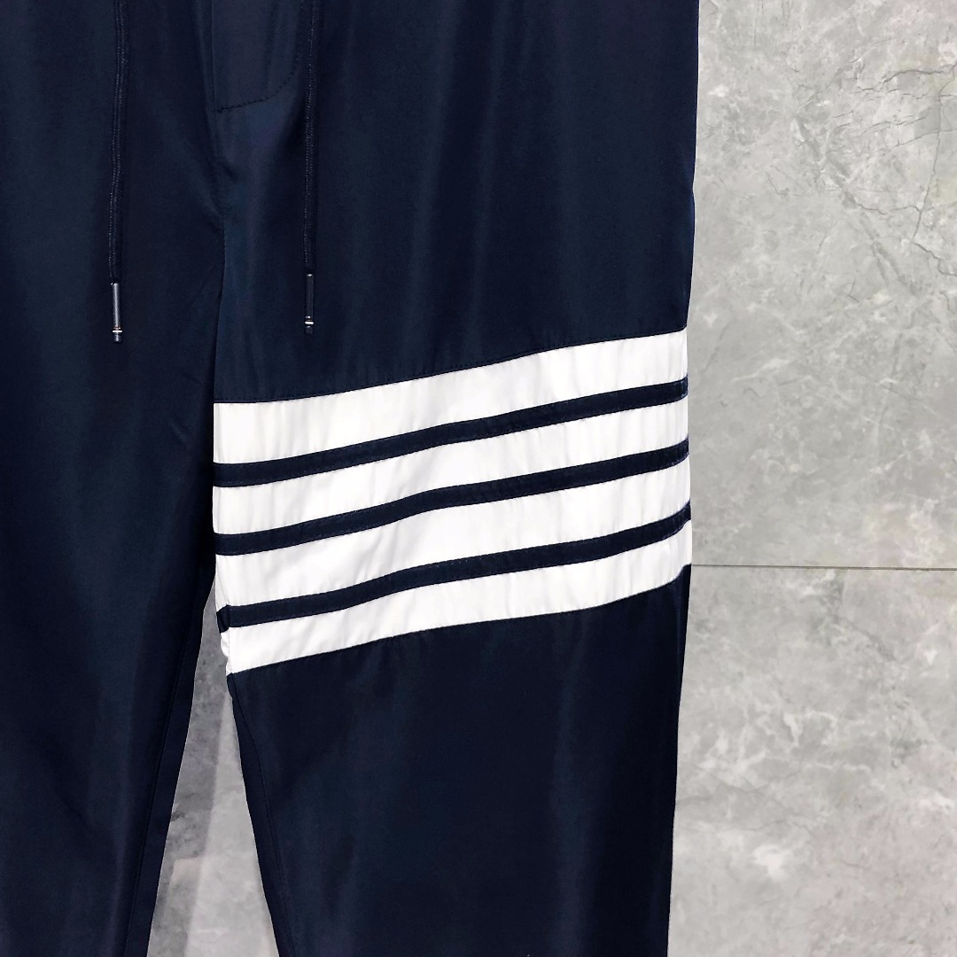 THOM BROWNE 经典四杠防水松紧腰休闲裤 运动裤 裤子 藏青色 灰色 