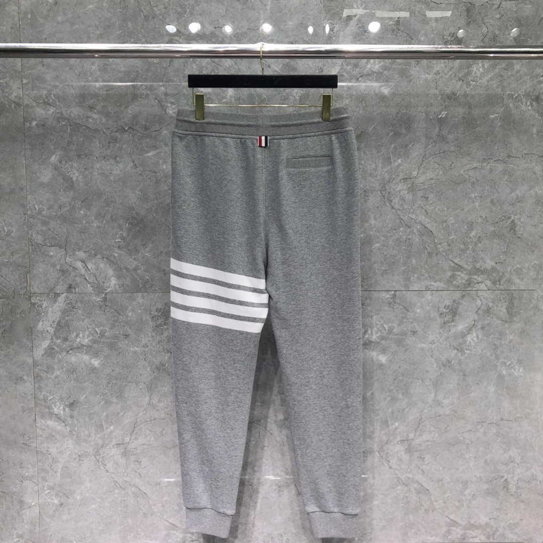 THOM BROWNE 经典四杠小狗刺绣图案松紧腰卫裤 运动裤 休闲裤 裤子 藏青色 灰色 