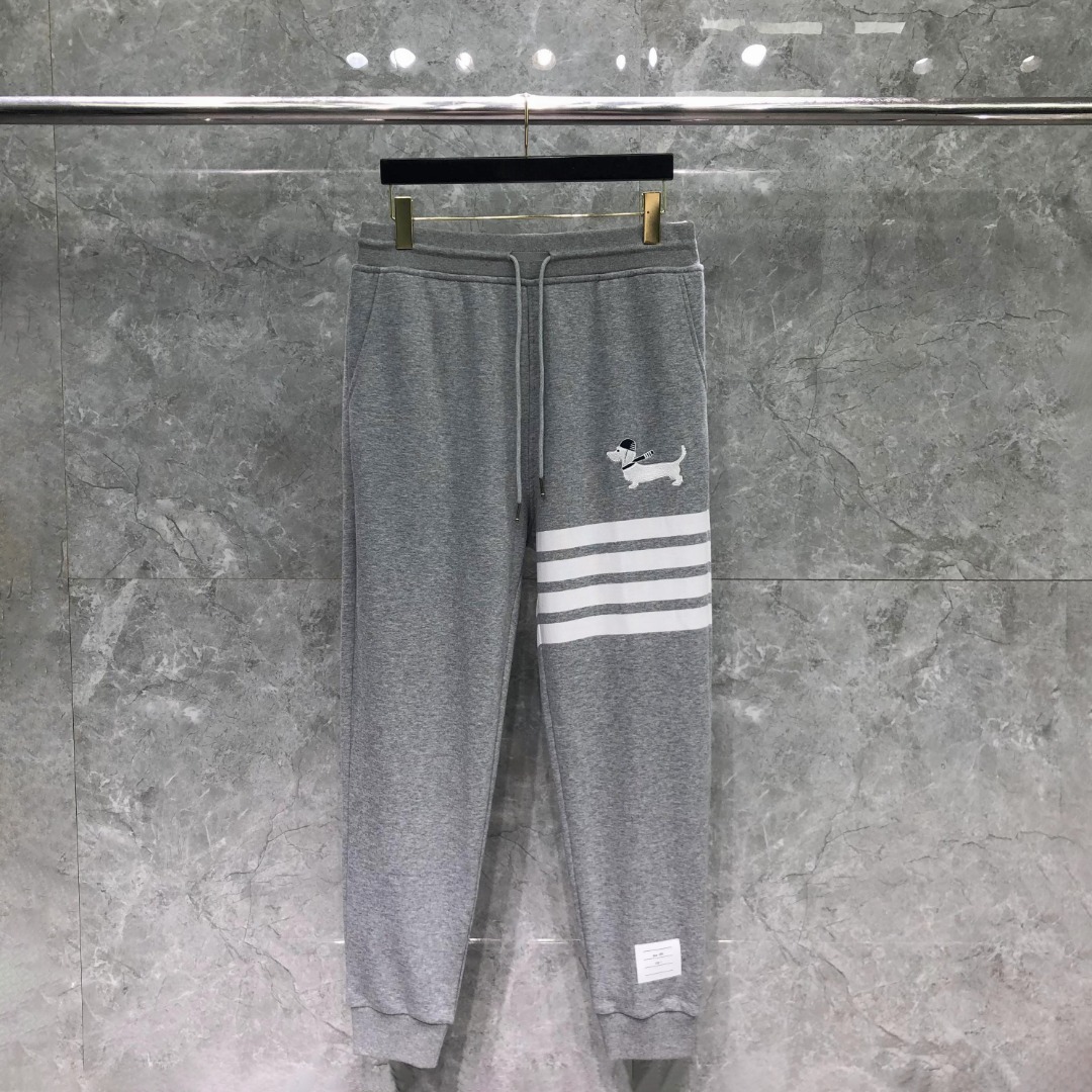 THOM BROWNE 经典四杠小狗刺绣图案松紧腰卫裤 运动裤 休闲裤 裤子 藏青色 灰色 