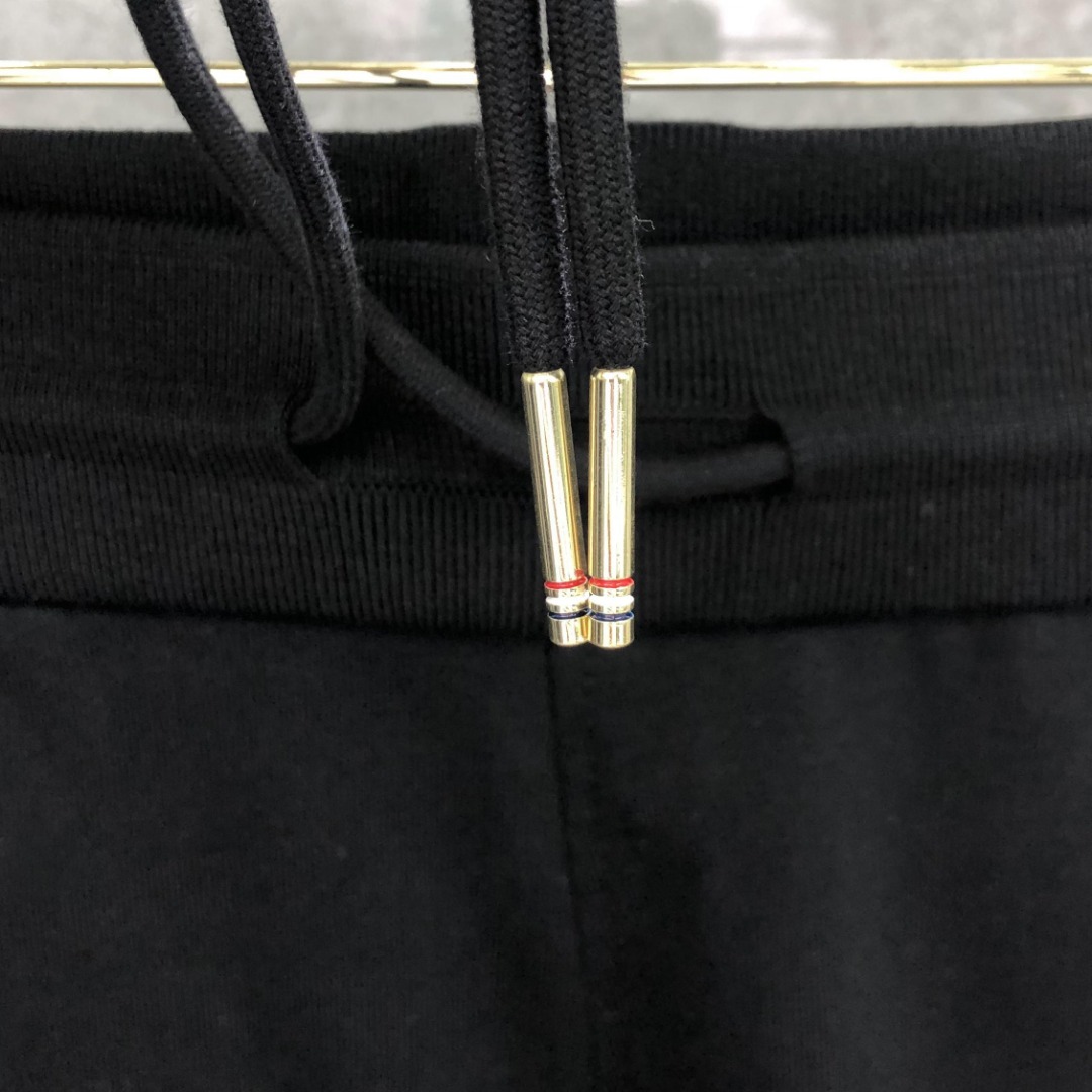 THOM BROWNE 侧面四杠松紧腰卫裤 休闲裤 裤子 灰色 藏青色 黑色