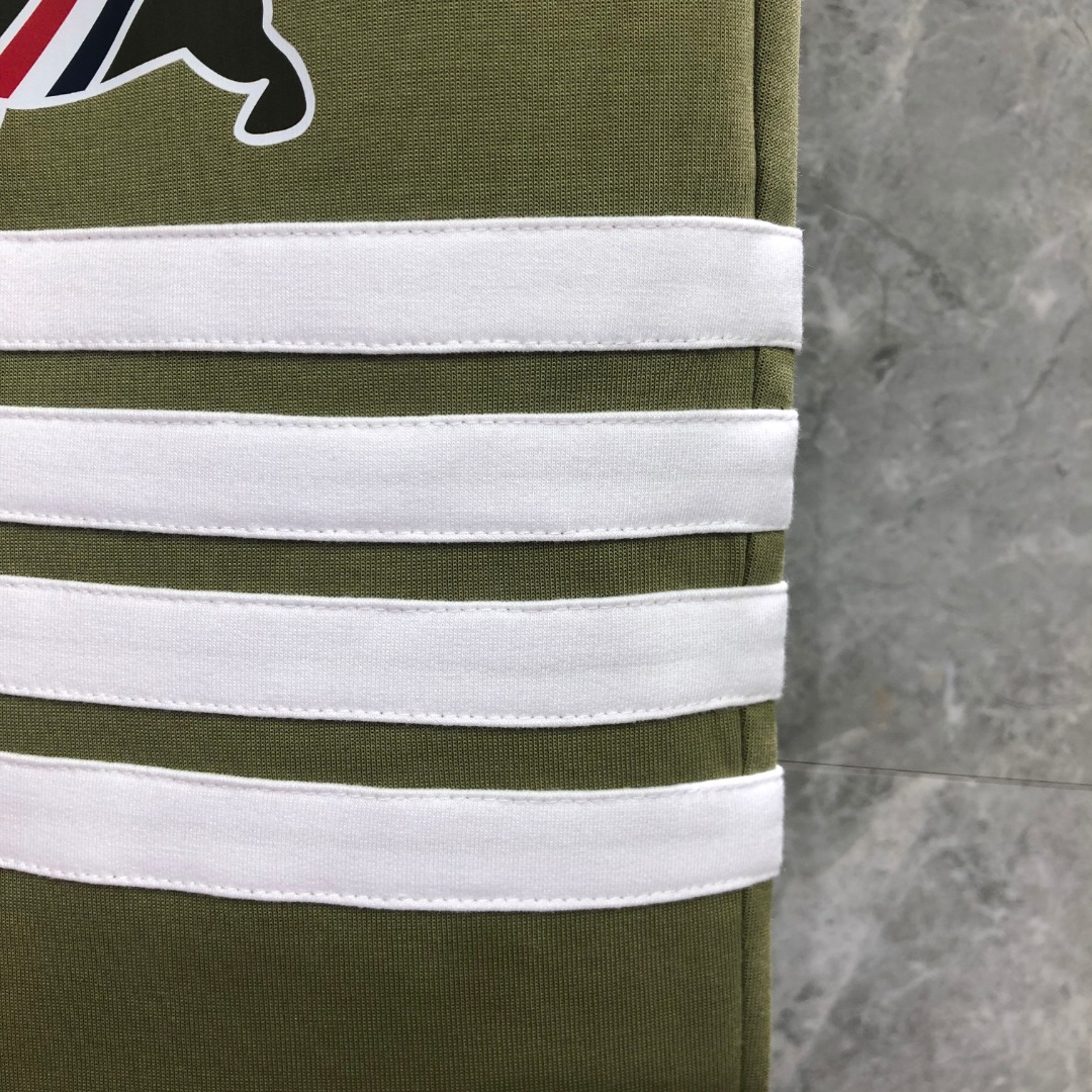 THOM BROWNE 白色四杠小狗印花松紧腰卫裤 休闲裤 裤子 天蓝色 灰色 杏色 卡其色 黄色 湖水蓝 军绿色 深蓝色