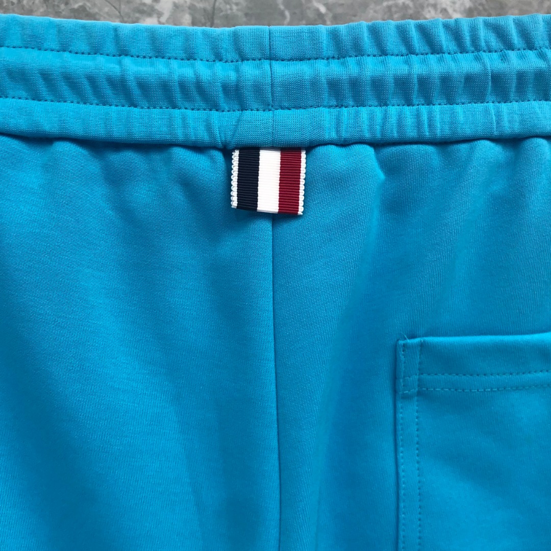 THOM BROWNE 白色四杠小狗印花松紧腰卫裤 休闲裤 裤子 天蓝色 灰色 杏色 卡其色 黄色 湖水蓝 军绿色 深蓝色