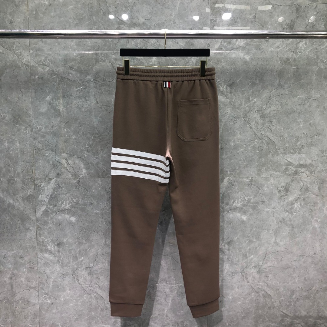 THOM BROWNE 白色四杠小狗印花松紧腰卫裤 休闲裤 裤子 天蓝色 灰色 杏色 卡其色 黄色 湖水蓝 军绿色 深蓝色