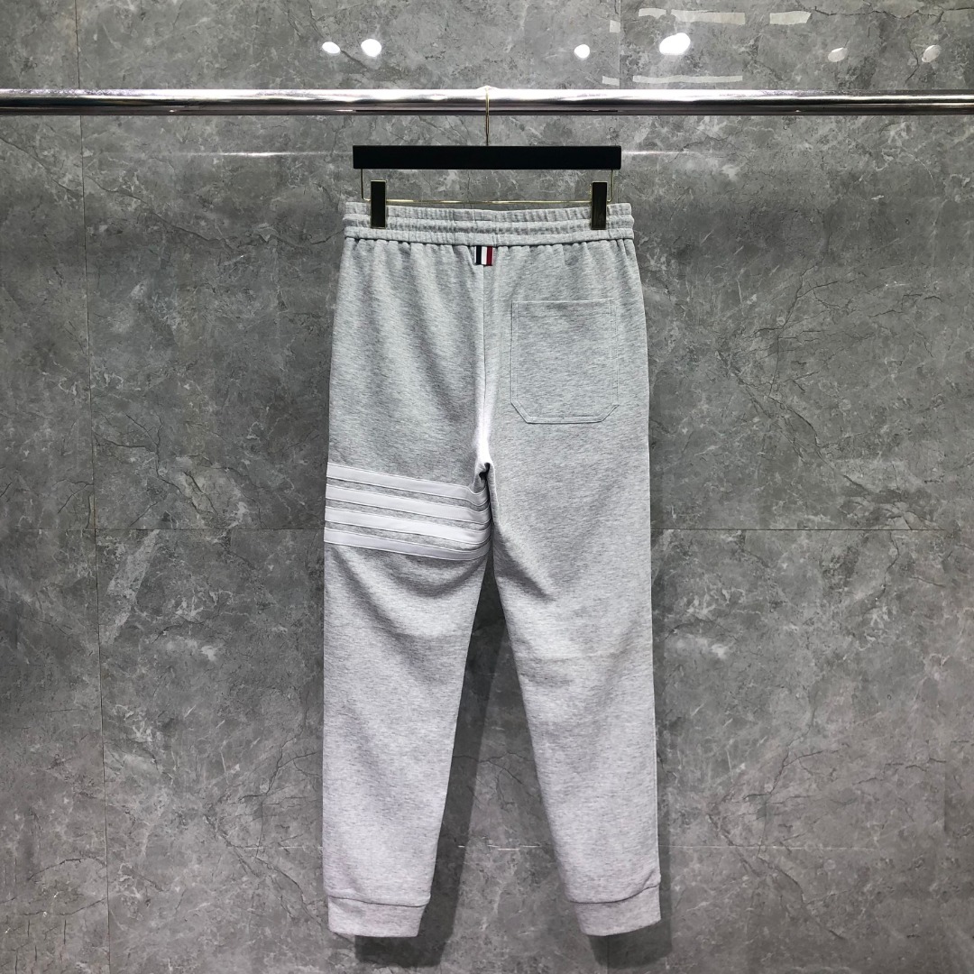 THOM BROWNE 白色四杠小狗印花松紧腰卫裤 休闲裤 裤子 天蓝色 灰色 杏色 卡其色 黄色 湖水蓝 军绿色 深蓝色