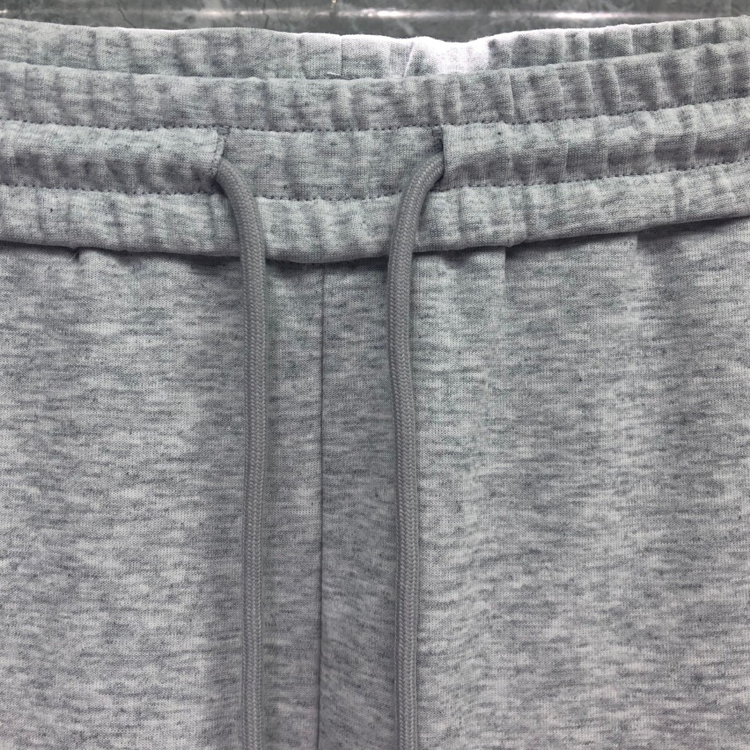 THOM BROWNE 白色四杠小狗印花松紧腰卫裤 休闲裤 裤子 天蓝色 灰色 杏色 卡其色 黄色 湖水蓝 军绿色 深蓝色