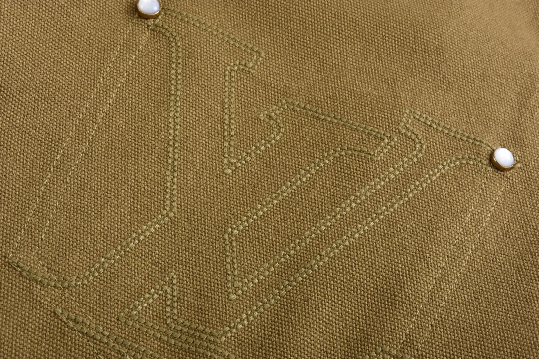 LOUIS VUITTON 路易威登 刺绣logo图案翻领西装外套 夹克 长袖 棕绿色 1AHEBG