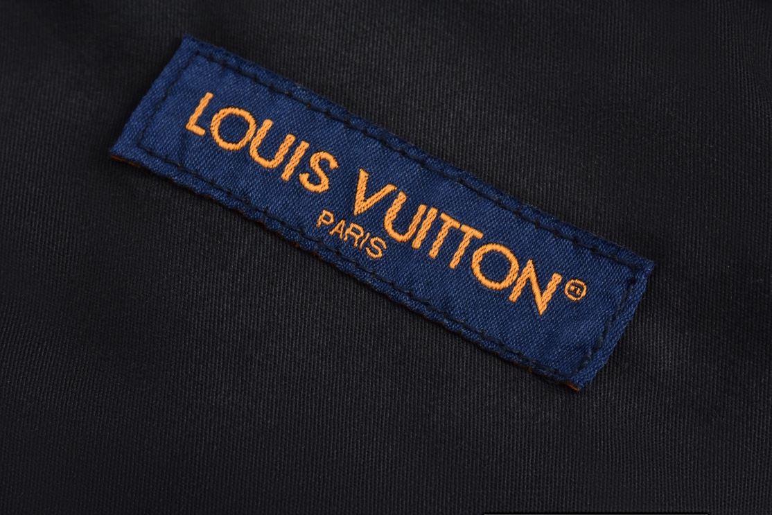 LOUIS VUITTON FW24 路易威登 棋盘格马赛格直筒牛仔裤 裤子 长裤 1AHEBS