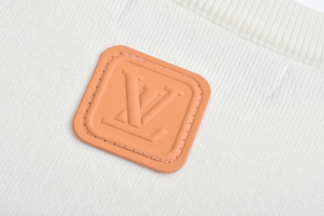 LOUIS VUITTON 路易威登 字母logo浮雕皮牌圆领短袖 T恤 白色 1AHCWD