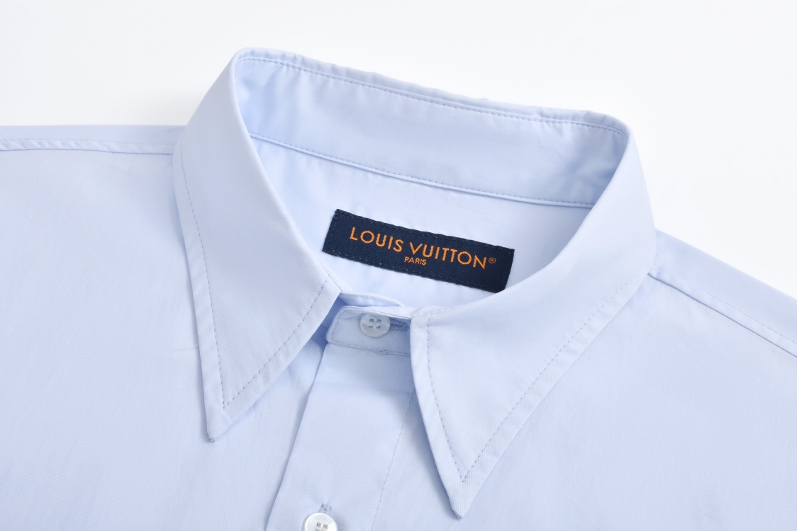LOUIS VUITTON 路易威登 小狗徽章刺绣图案衬衫 长袖 蓝色 1AGJNB
