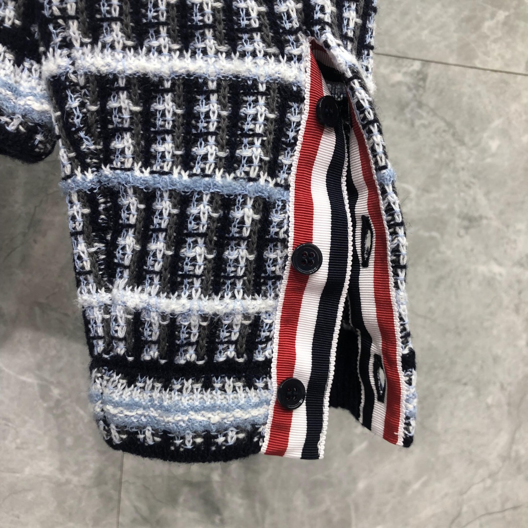 THOM BROWNE 七彩小香风圆领针织衫 开衫 毛衣 外套 长袖 