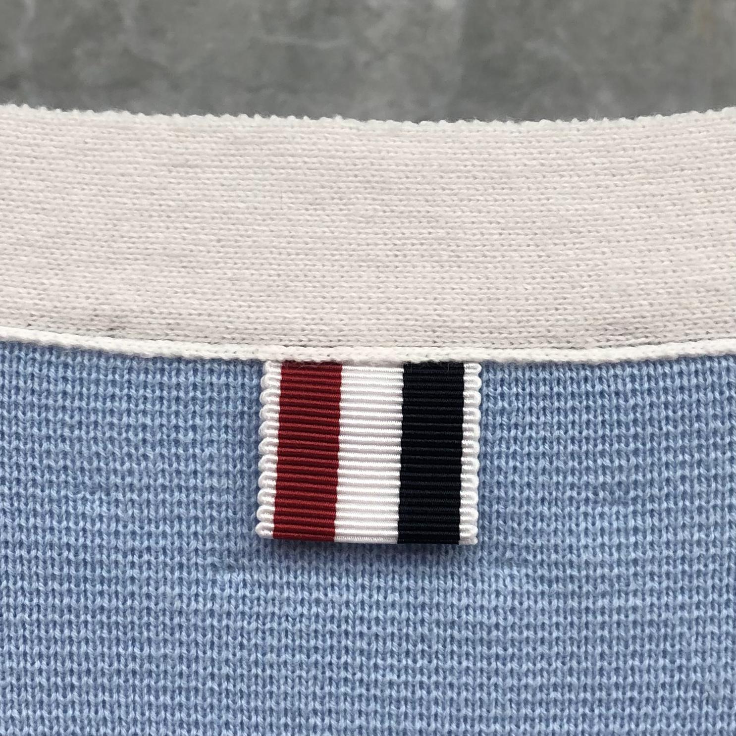 THOM BROWNE 舞狮小狗图案拼色V领针织衫 开衫 毛衣 外套 长袖 蓝色 