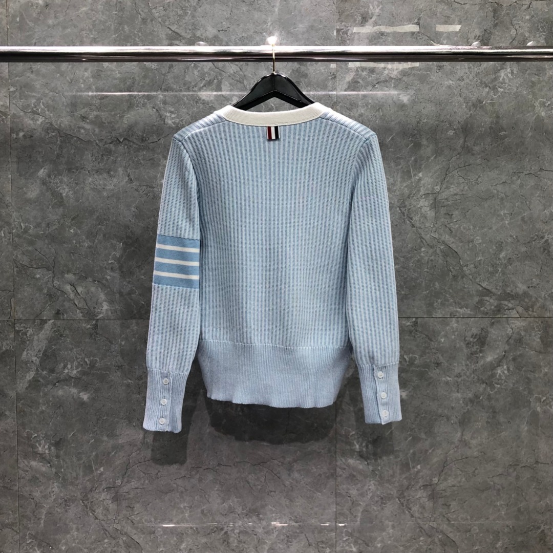 THOM BROWNE 竖条纹拼色V领针织衫 开衫 毛衣 外套 长袖 蓝色 粉色
