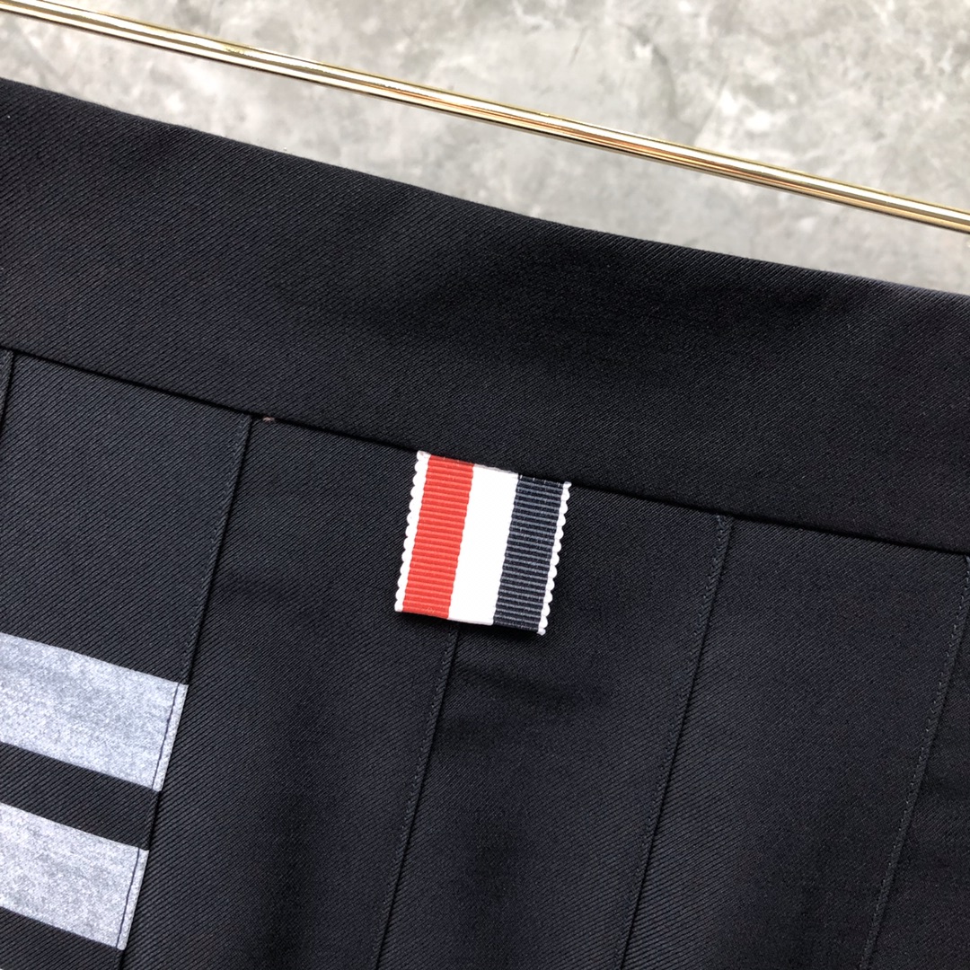 THOM BROWNE 经典四杠拉链百褶裙 短裙 裙子 女款 藏青色 灰色