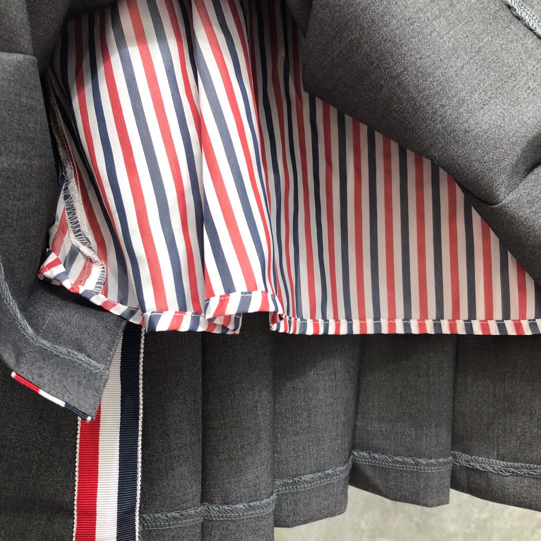 THOM BROWNE 纯色拉链百褶裙 短裙 裙子 女款 藏青色 灰色