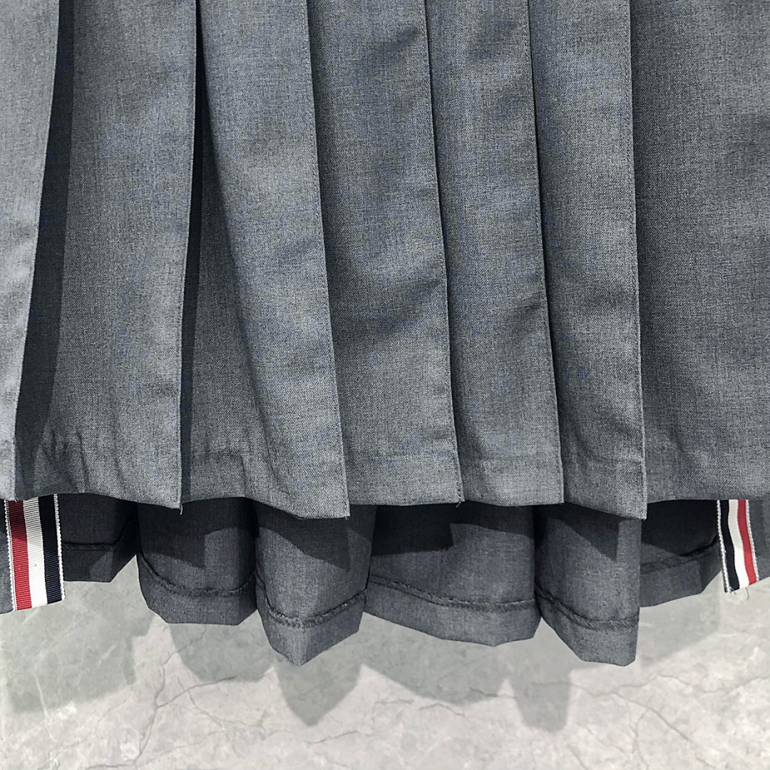 THOM BROWNE 纯色中长款百褶裙 中长裙 裙子 女款 藏青色 灰色