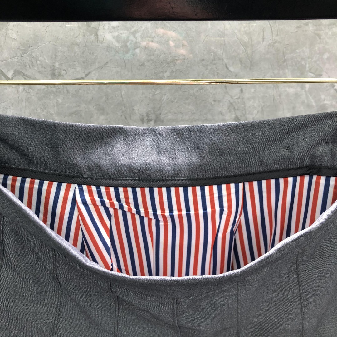 THOM BROWNE 纯色中长款百褶裙 中长裙 裙子 女款 藏青色 灰色