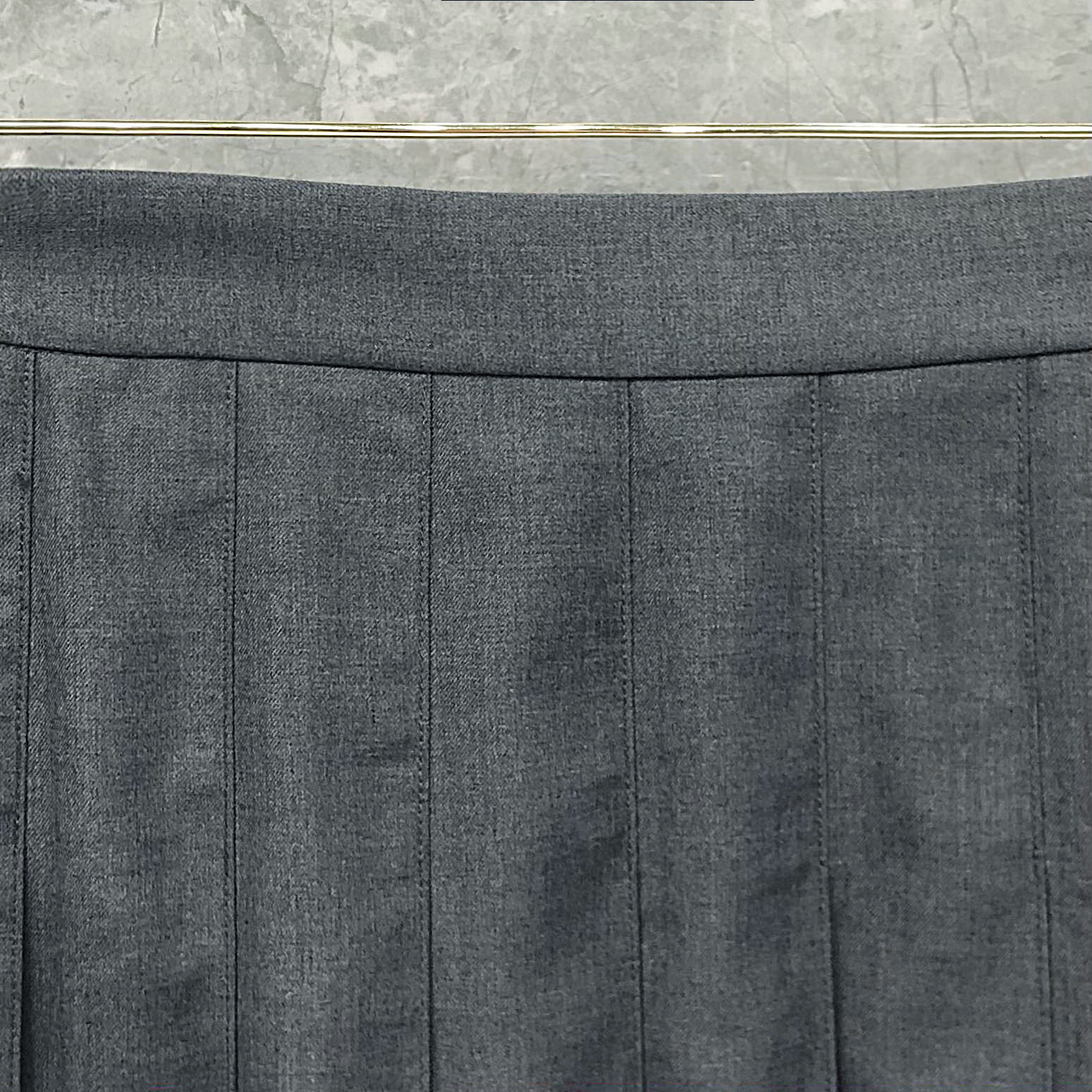 THOM BROWNE 纯色中长款百褶裙 中长裙 裙子 女款 藏青色 灰色