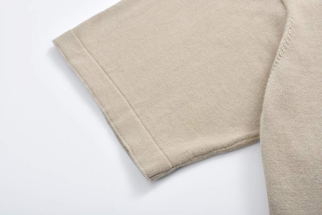 LOUIS VUITTON 路易威登 字母logo嵌花针织圆领短袖 T恤 杏色 1AFXYN