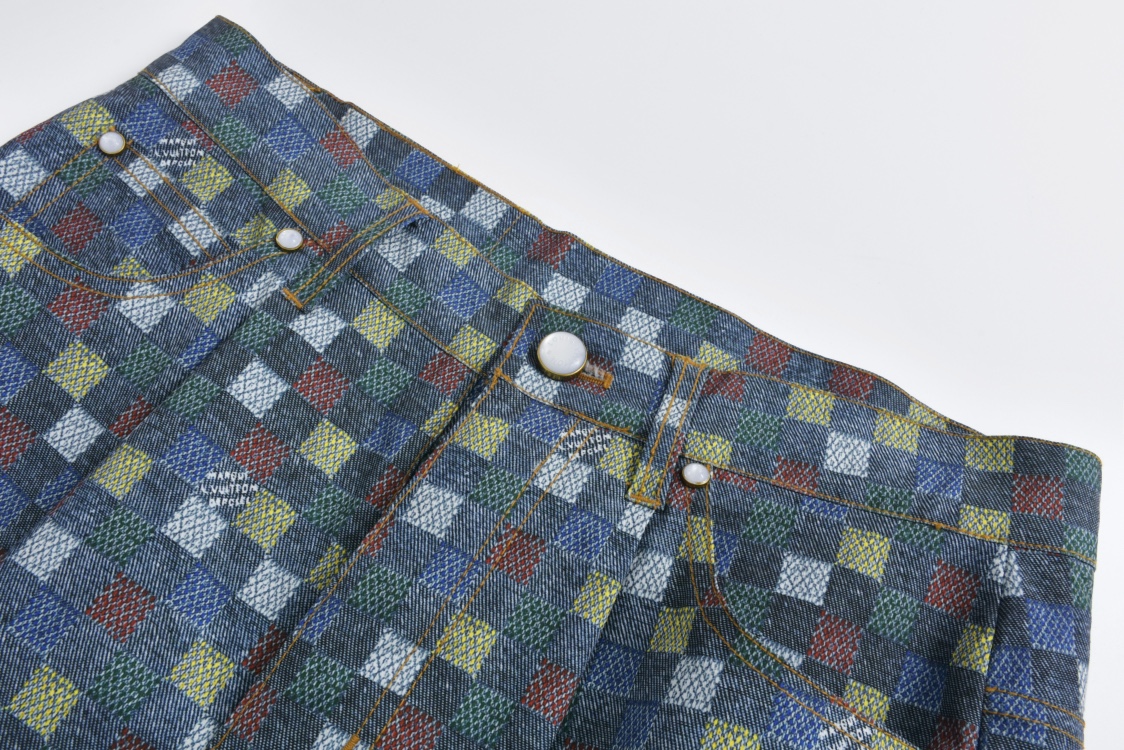 LOUIS VUITTON 路易威登 彩色格子马赛克牛仔短裤 休闲裤 裤子 1AHCS9