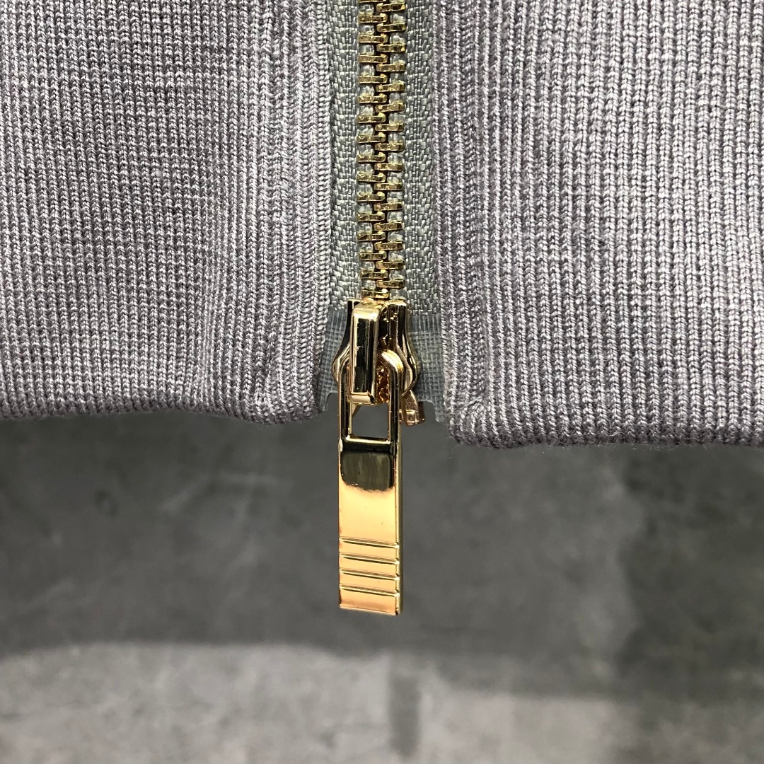 THOM BROWNE 后织带拉链棒球服夹克 外套 长袖 藏青色 灰色