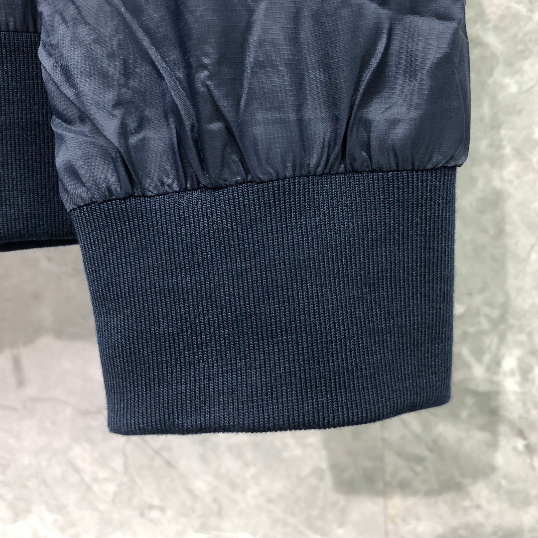 THOM BROWNE 后织带拉链棒球服夹克 外套 长袖 藏青色 灰色