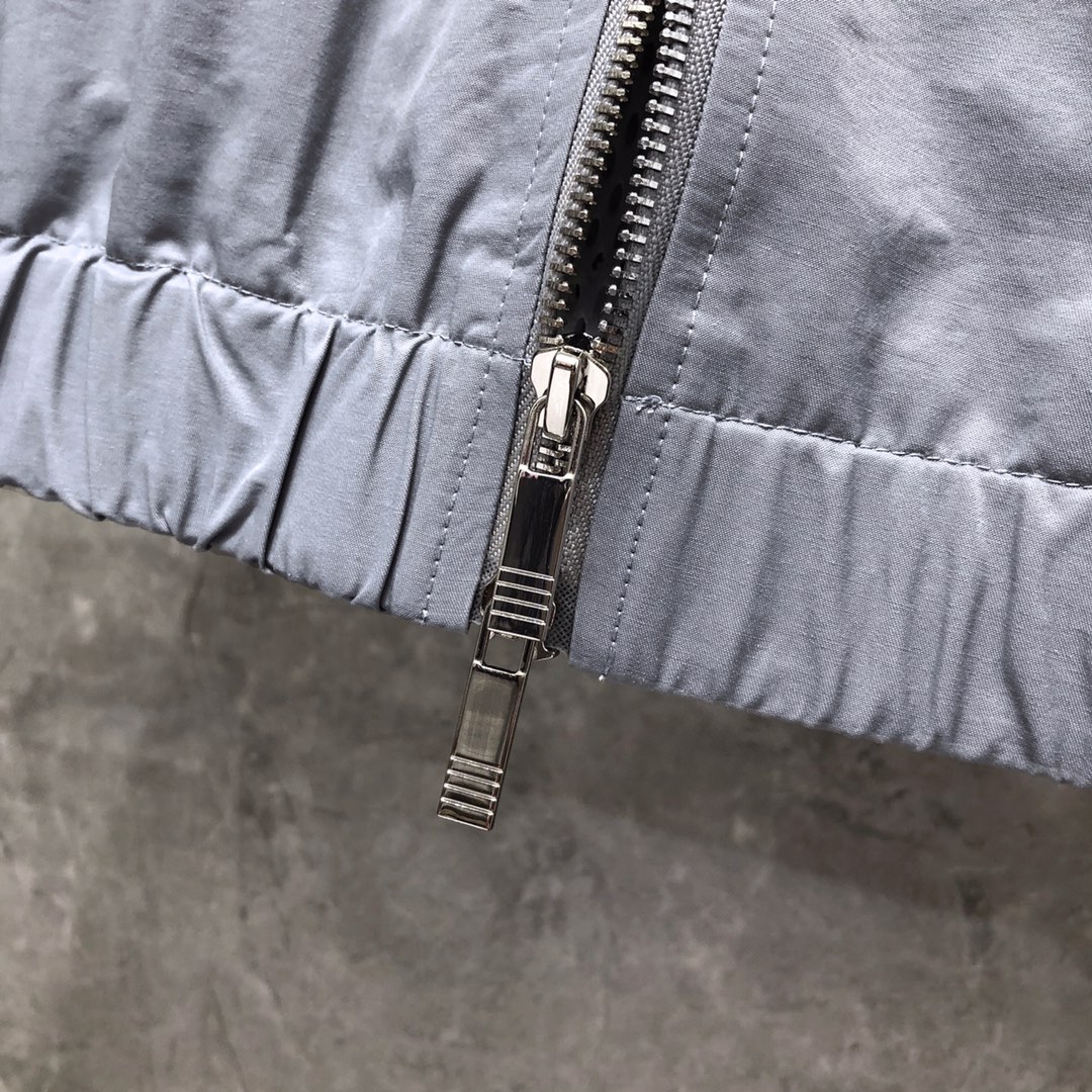 THOM BROWNE 经典四杠拉链棒球服夹克 外套 长袖 灰色 蓝色