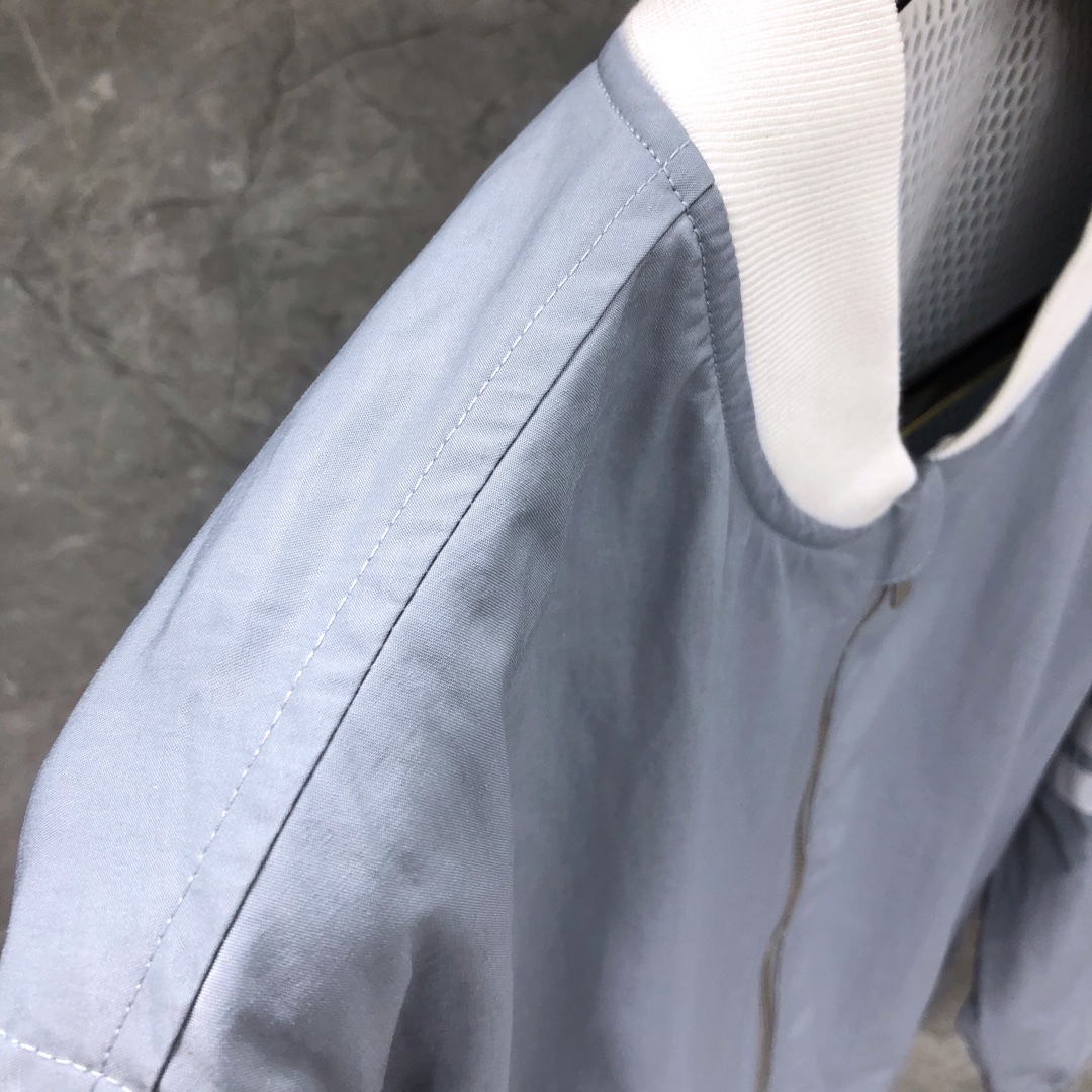 THOM BROWNE 经典四杠拉链棒球服夹克 外套 长袖 灰色 蓝色