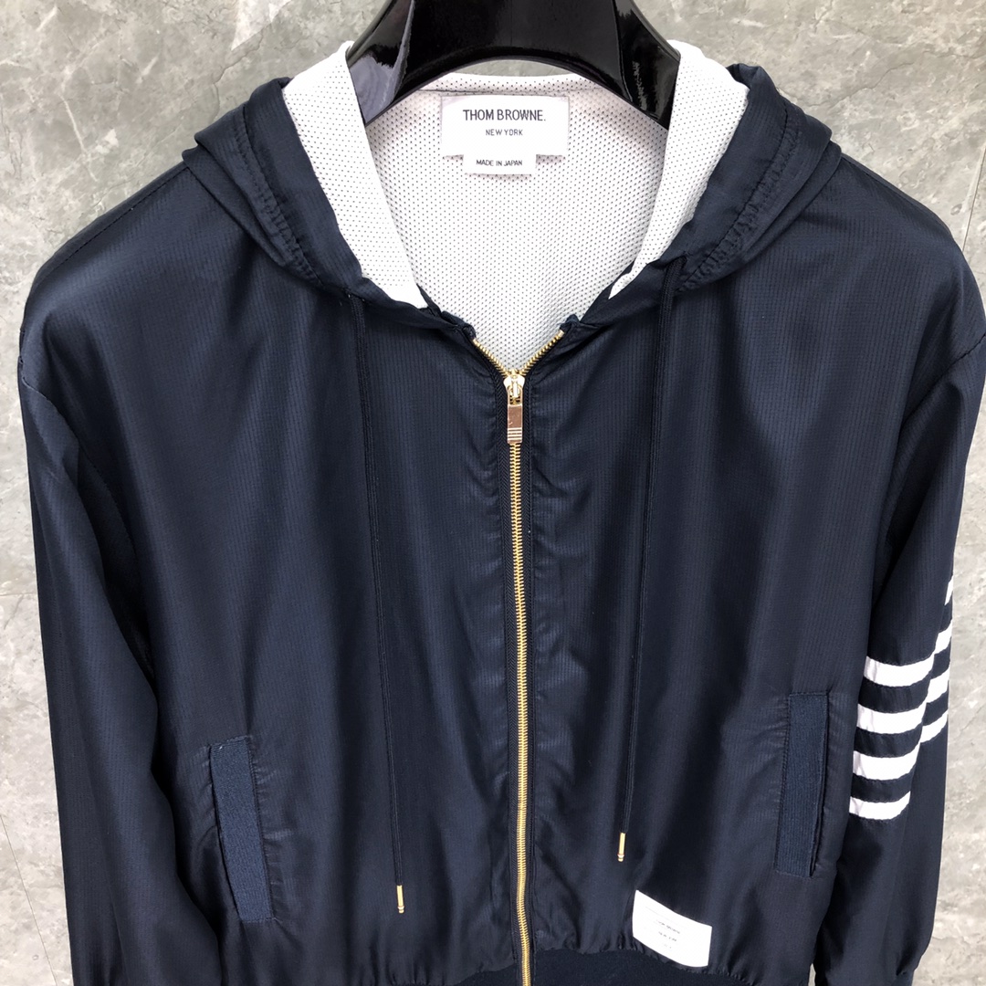 THOM BROWNE 经典四杠网眼透气拉链连帽夹克 外套 长袖 藏青色